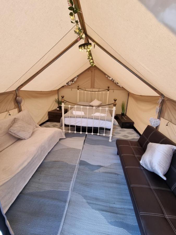 Glamping In Style, Prospector Tent 크롤리 외부 사진