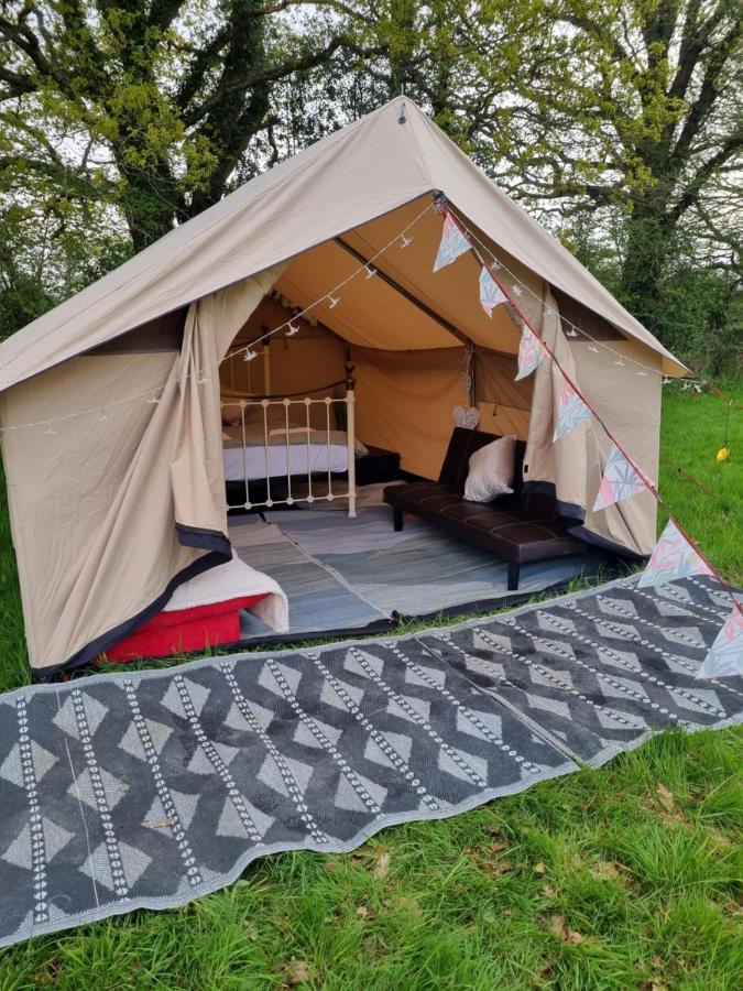 Glamping In Style, Prospector Tent 크롤리 외부 사진